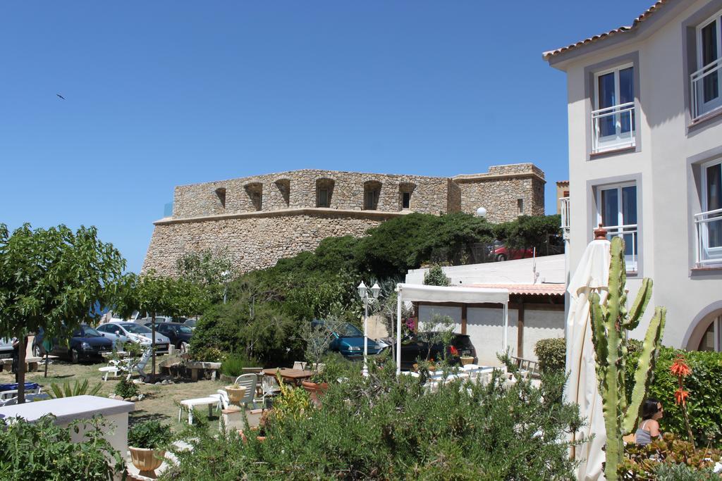 Hotel St Joseph Algajola  Buitenkant foto